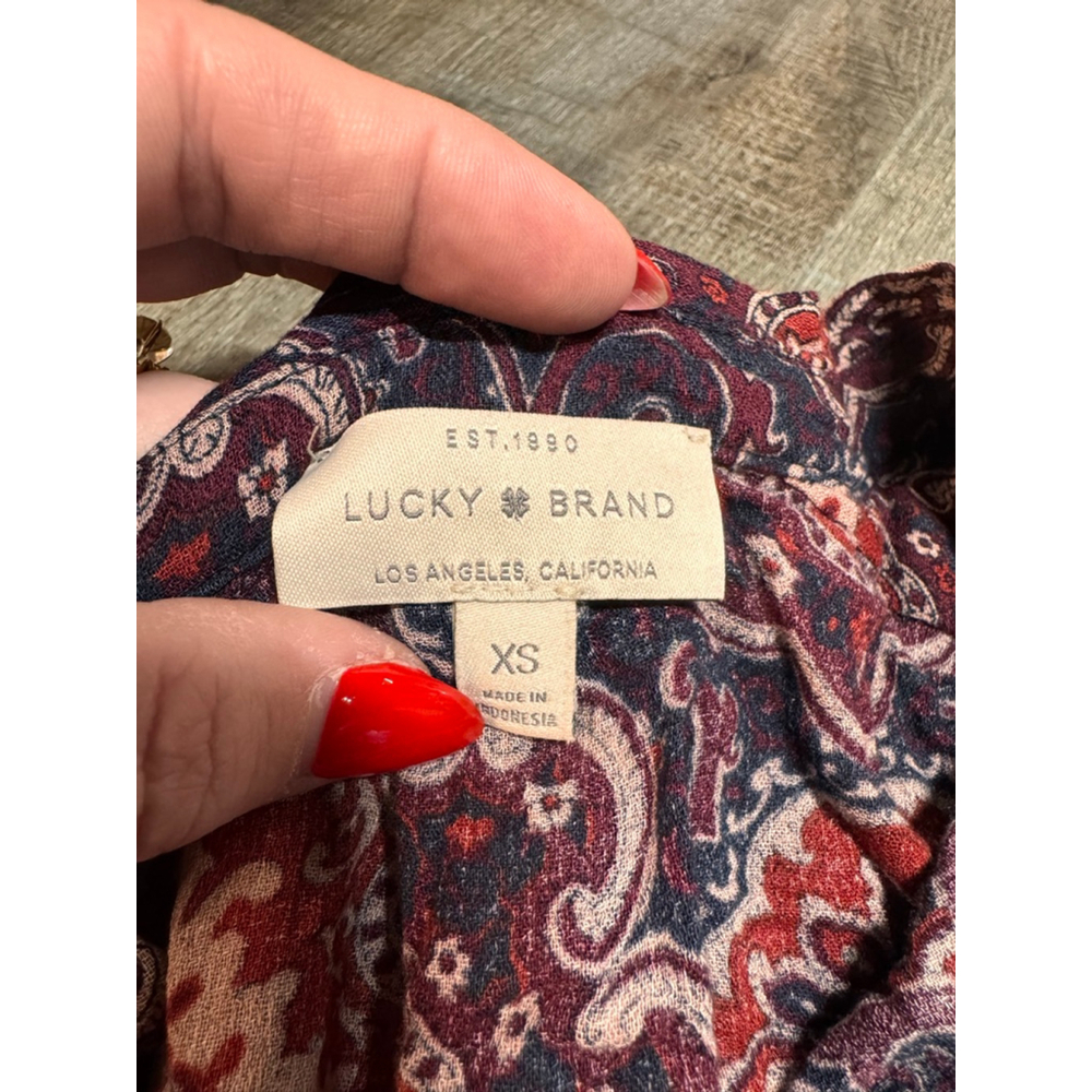 Women's Lucky Brand Blouse XS‎ Red Navy Paisley Long Sleeve - Picture 3 of 3